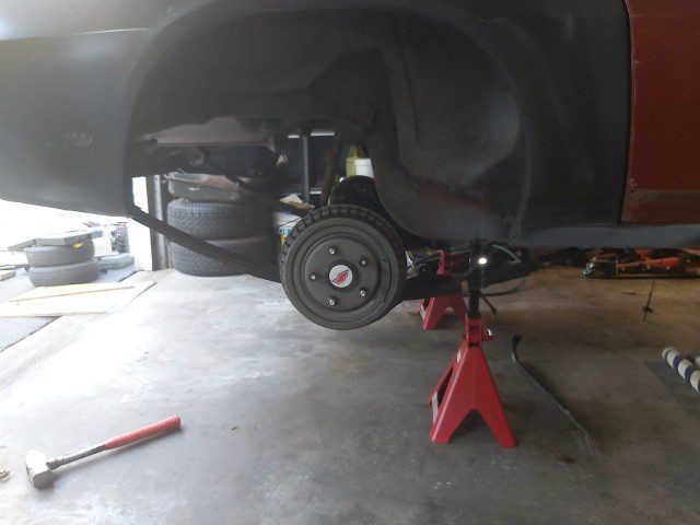 Rear axle assembly is installed.