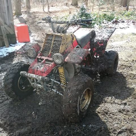 Muddy 1996 Yamaha Banshee ATV